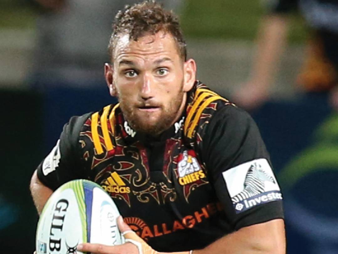 Aaron Cruden signs new deal with the Gallagher Chiefs