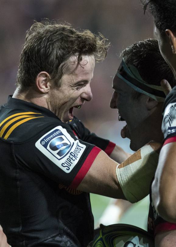 Strong second half sees Gallagher Chiefs overcome Bulls